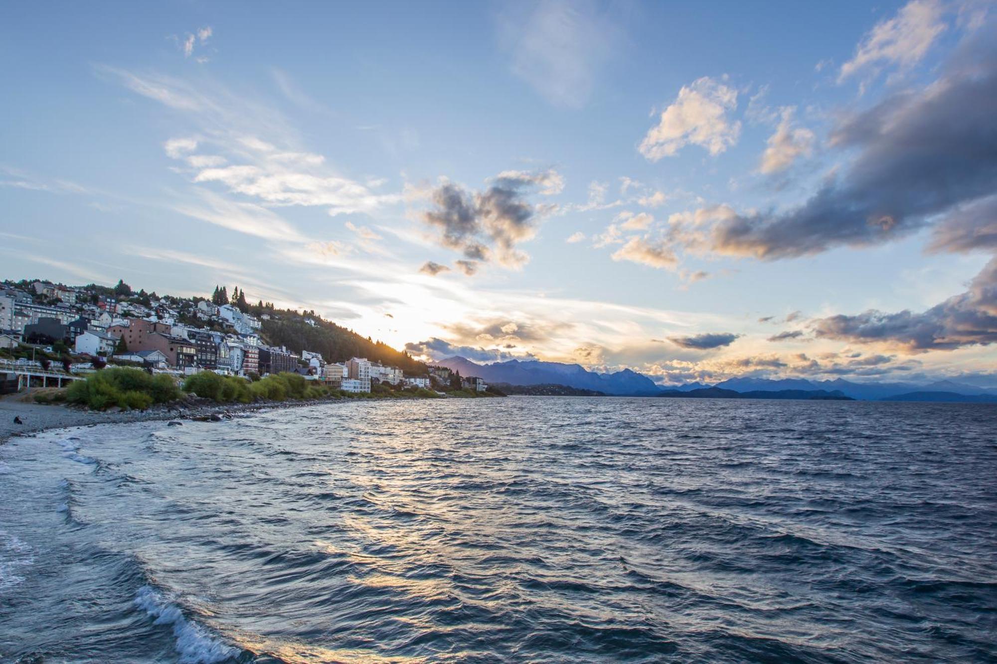 Socialtel Bariloche - Formerly Selina Bariloche Экстерьер фото